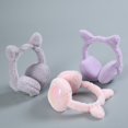 thumbnail image 3 of Orejeras de moda cálidas de invierno engrosadas de felpa cálida lindas lentejuelas amor Orejeras Protección para los oídos, 3 of 6