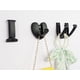 thumbnail image 3 of Ganchos plegables para abrigos, letras del alfabeto de aluminio "I" "U", ganchos de pared en forma de corazón, ganchos retráctiles para colgar abrigos, sombreros, bolsos, toallas, llaves (negro), 3 of 5