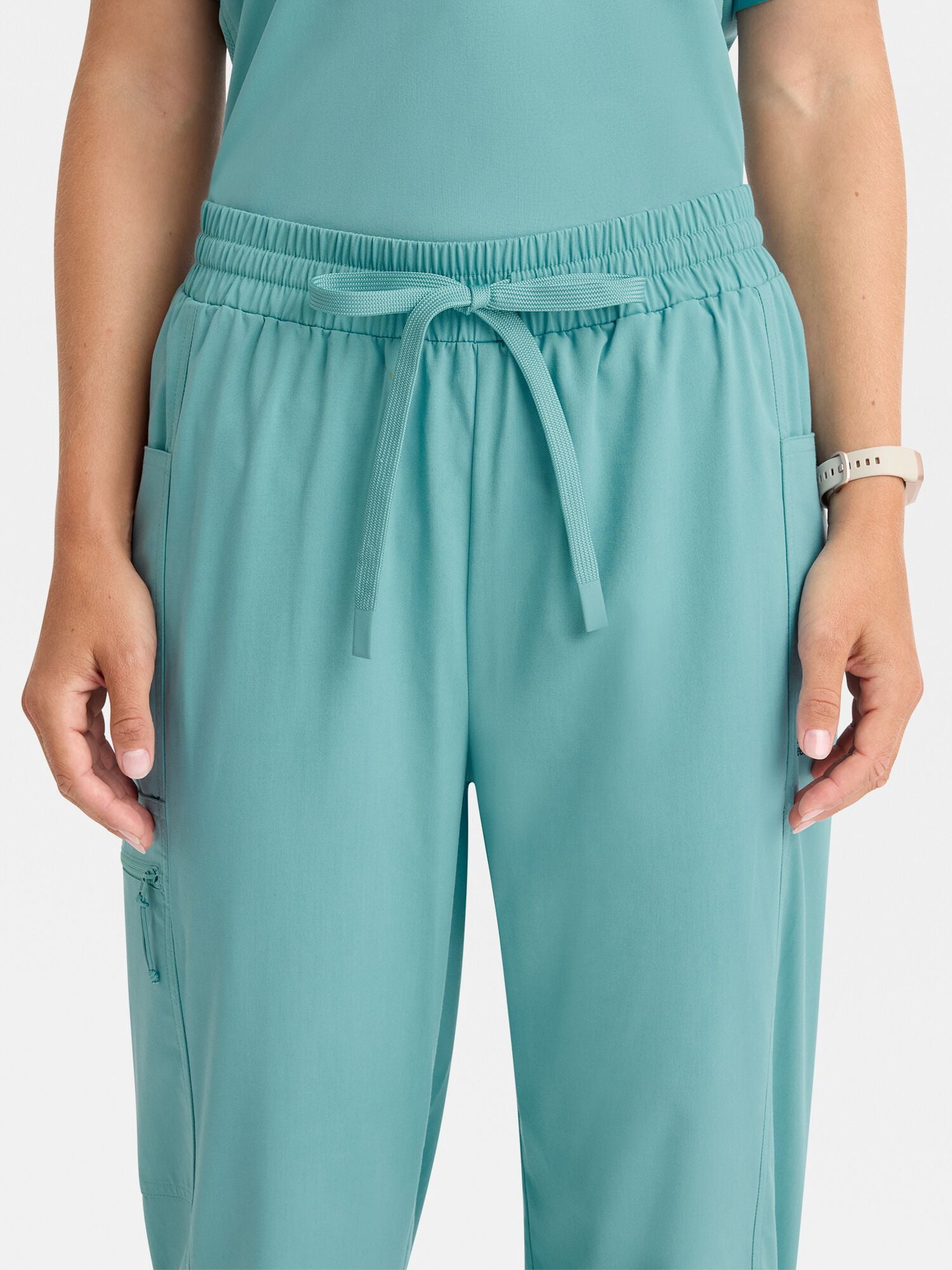 Reebok Women's Tech Comfort 4 Pocket Straight Leg Scrub Pants, 1 Pack, Sizes S - 3XL