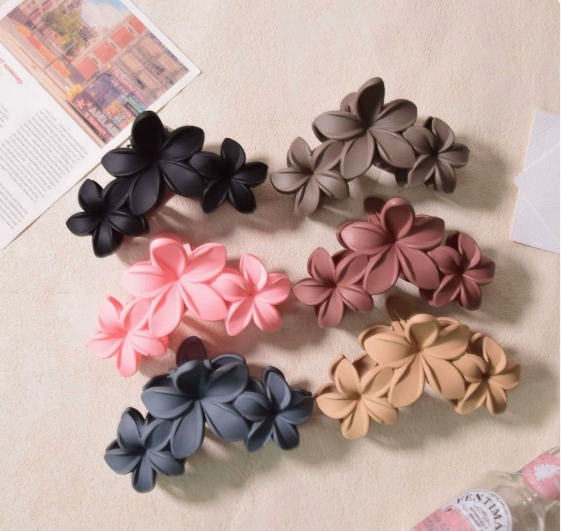6 Pack Flower Shark Clips - Strong Grip Hair Accessories for All Hair Types, Elegant Design for Everyday Use, Perfect for Work and Dates