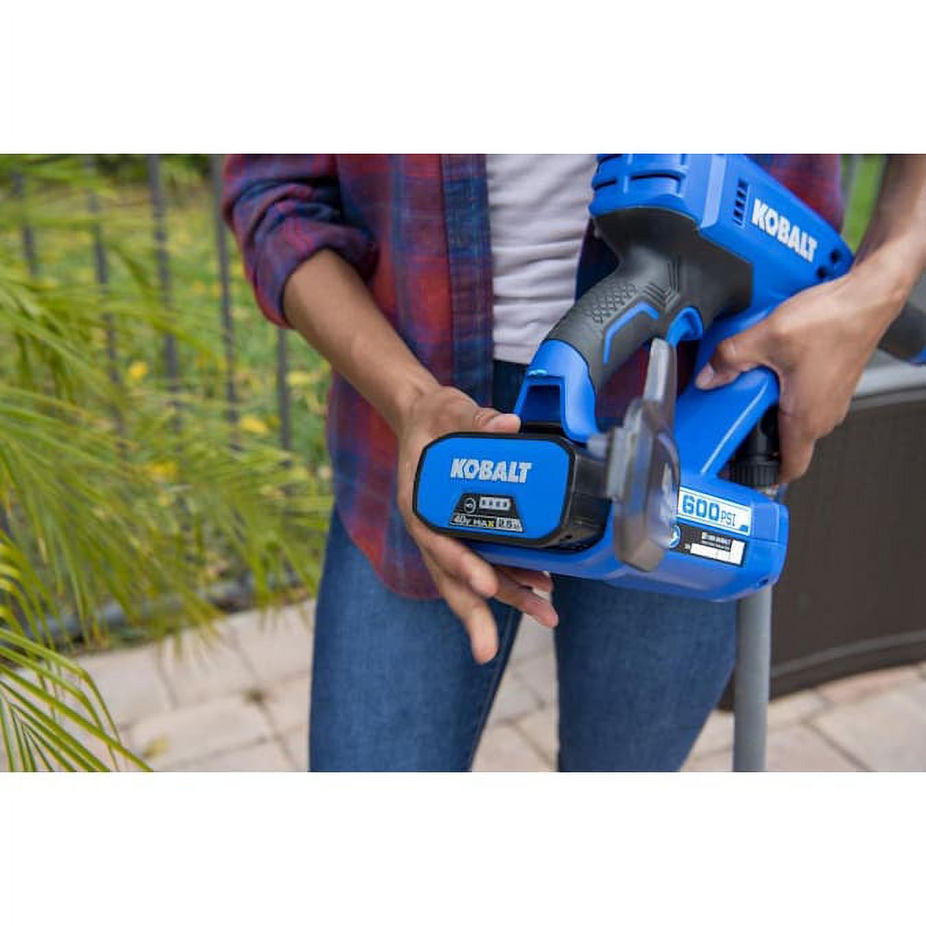 Kobalt 600-PSI 0.8-GPM 40v Cold Water Electric Pressure Washer Sprat Gun Kit