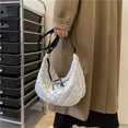 thumbnail image 4 of Bolso Bandolera Otoño Invierno Bolsos Acolchados Bolsos Hombro Grandes para Mujer (Blanco), 4 of 9