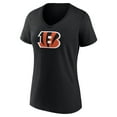 thumbnail image 2 of Women's Fanatics Ja'Marr Chase Black Cincinnati Bengals Player Icon Name & Number V-Neck T-Shirt, 2 of 3