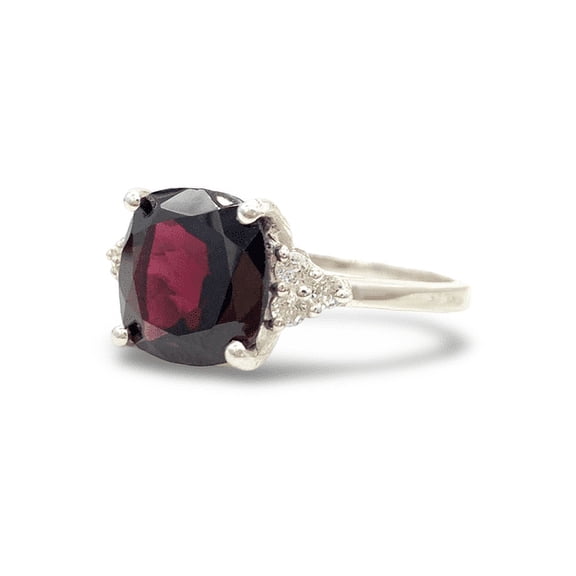 PILWALS Natural Red Garnet -Fine Quality Mozambique Garnet Ring For Women-925 Solid Sterling Silver-Genuine Garnet Birthstone Unique Ring