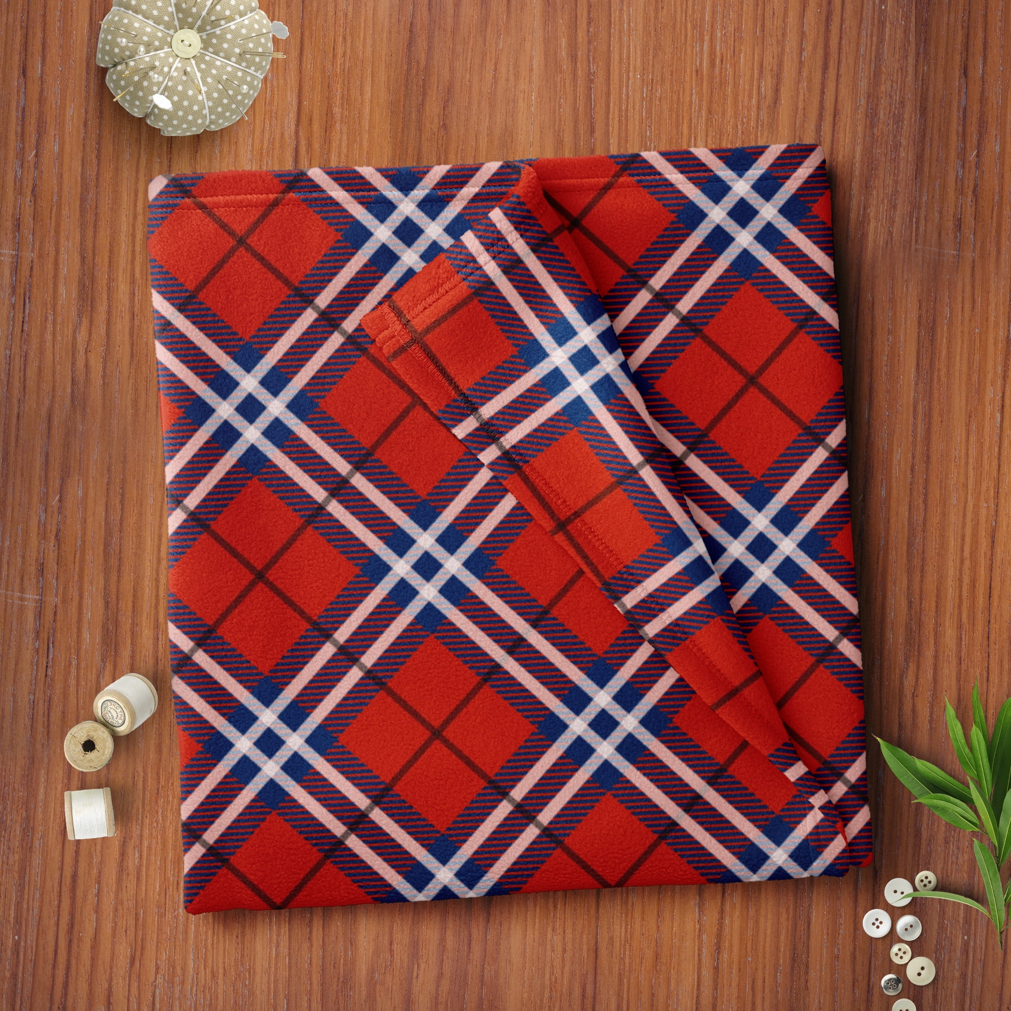 Mainstays 1.5 Yards 100% Polyester Brushed Fleece Woodland Check, Red, 60" Wide for Crafts