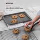 thumbnail image 3 of Bandeja para hornear KitchenAid Contour Silver, 23 x 33 cm, acero aluminizado, 3 of 7