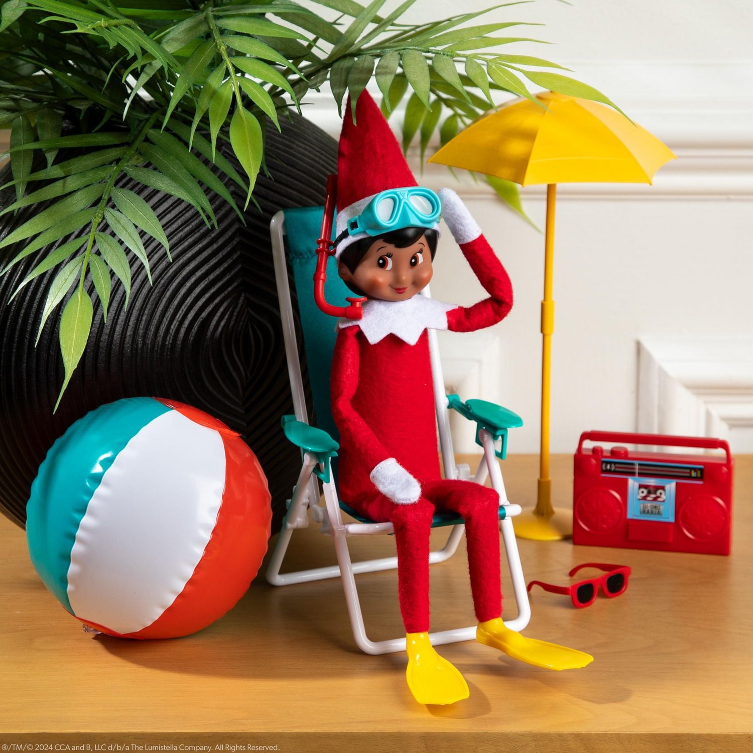 Elf on the Shelf – Polar Props - Beach Vacation Set