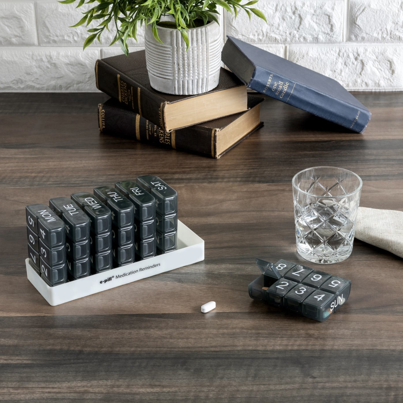 e-pill Large Weekly Pill Organizer - 7 Day x 8 Compartments per Day – Black