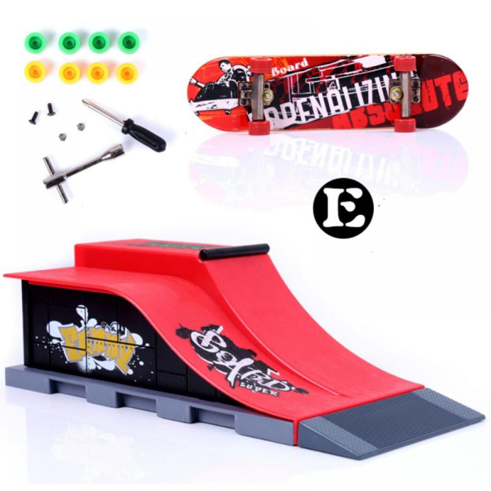 Funny Skate Park Kit Finger Toys Set with Ramp Parks for Finger Sports Kids Gift 
