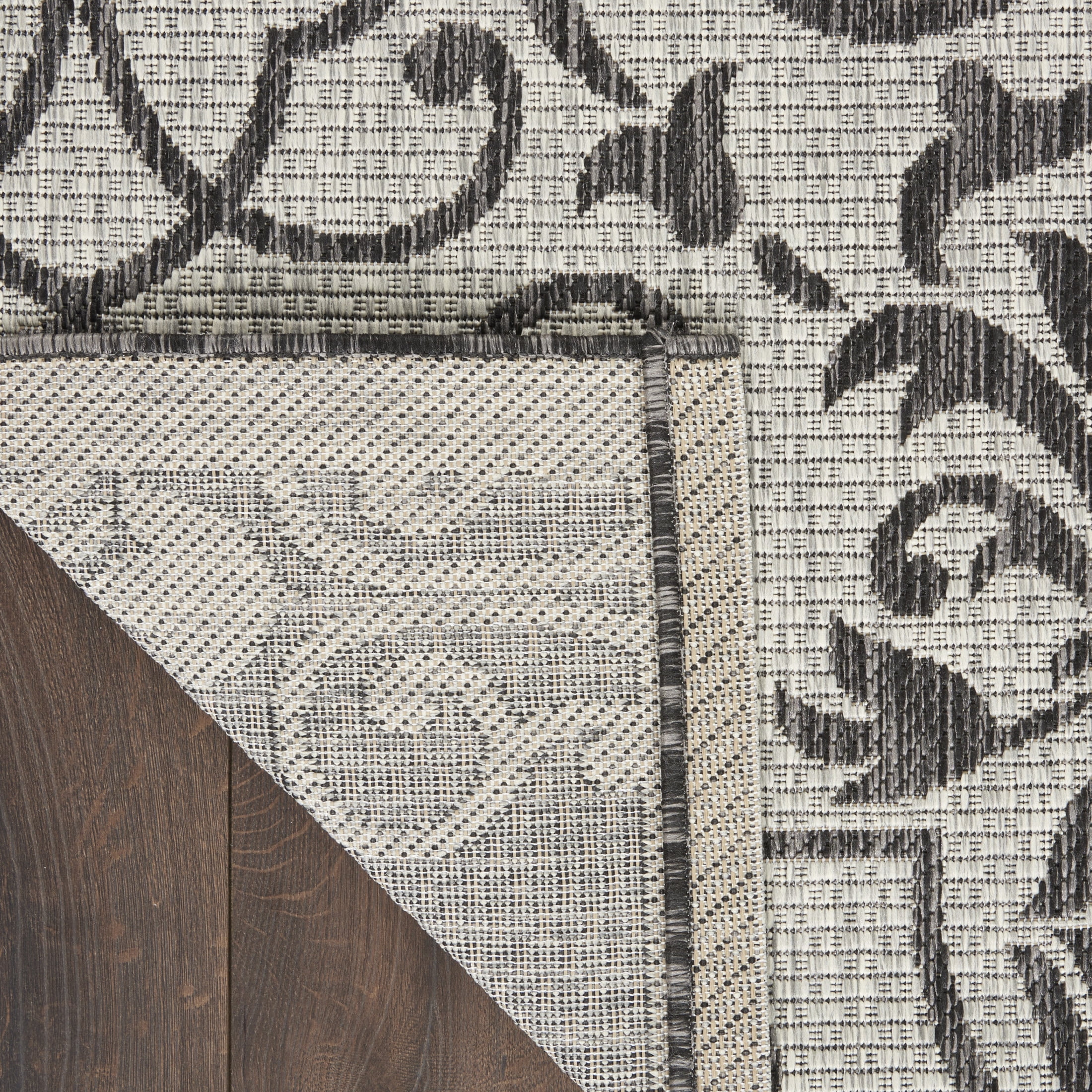 Nourison Country Side 2'2" x 3'9" Ivory/Charcoal Transitional Rug