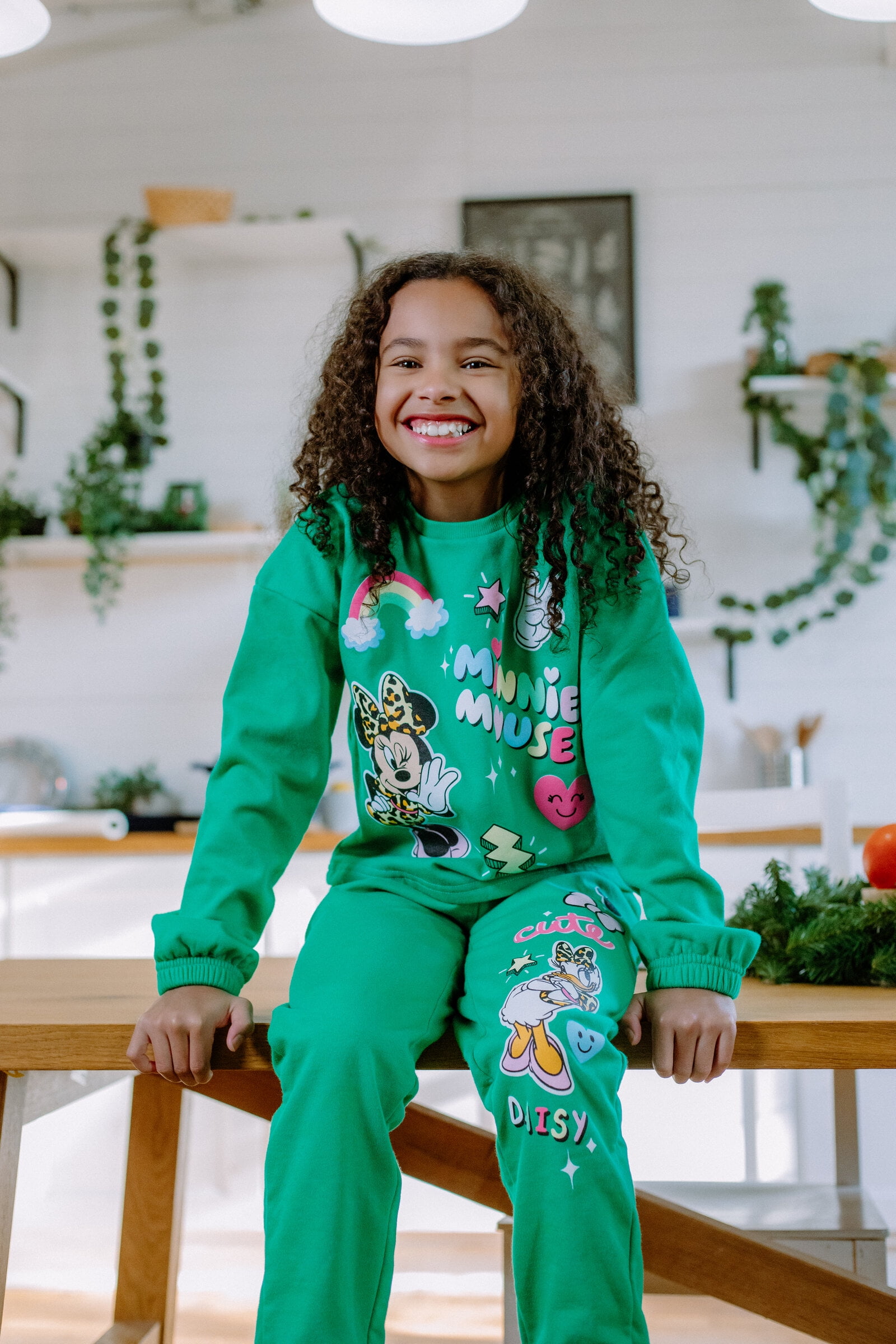 Disney Daisy Duck Minnie Mouse Fleece Sweatshirt and Jogger Pants Outfit Set Toddler to Big Kid