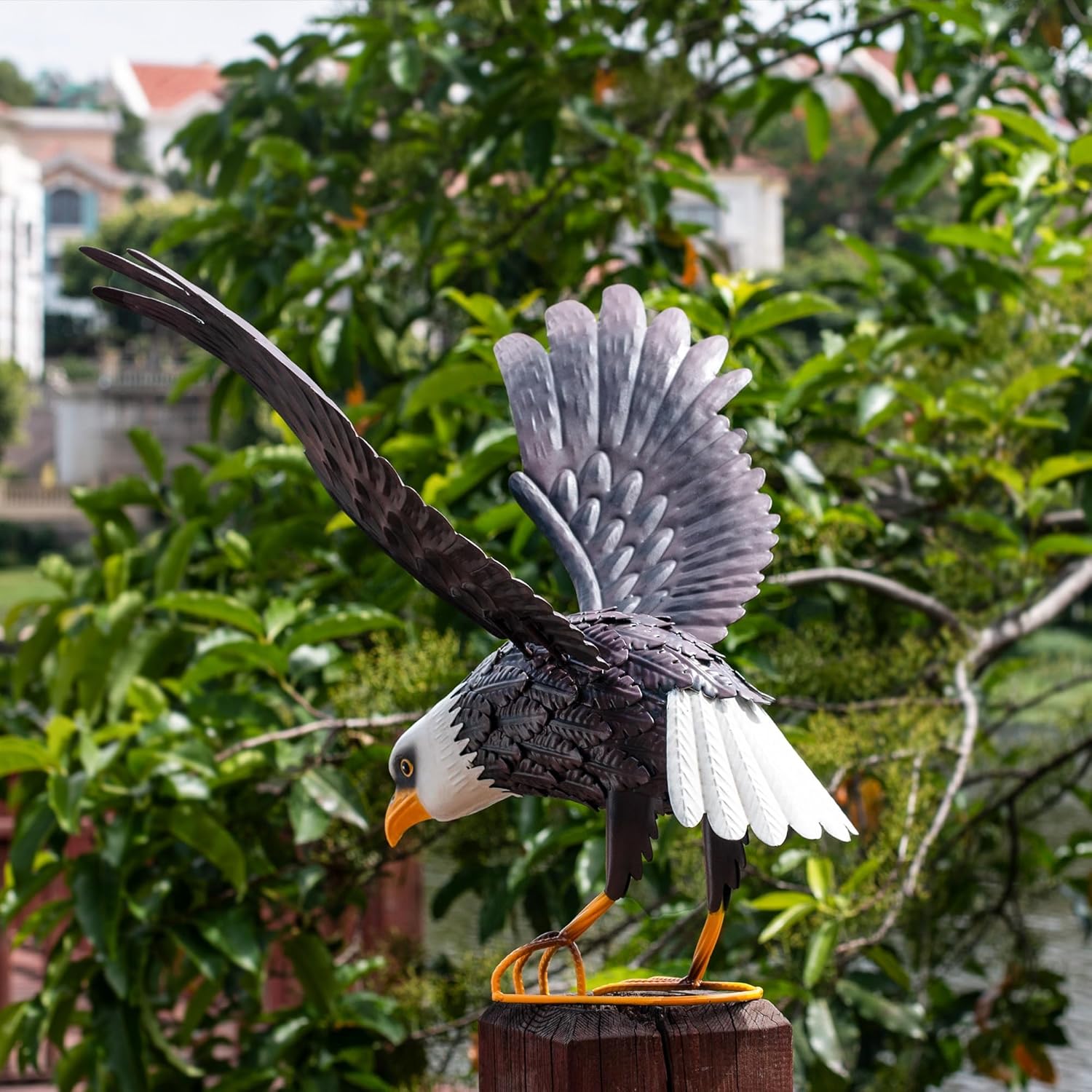 Metal Bald Eagle Large Outdoor Statues Garden Decor Sculptures Statues Outdoor Majestic America Eagle Bird Decor for Patio Yard and Lawn, 17-Inch Wide, Man Gift
