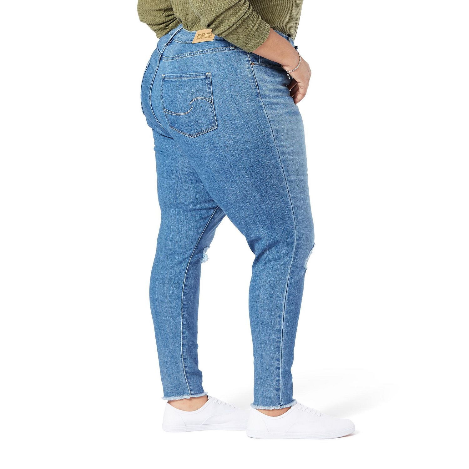 Levi Strauss Signature.™ Red Women's Plus High Rise Skinny Jeans