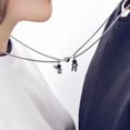 thumbnail image 2 of juego de 2 collares magnéticos para parejas, diseño de astronauta, collar magnético, 2 of 4
