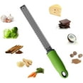 thumbnail image 5 of nipocaio Pro Agrumes Citron Zester & Râpe à Fromage en Acier Inoxydable - Gingembre, Ail, Muscade de Pomme de Terre, Éplucheur de Chocolat, 5 of 5