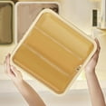 thumbnail image 1 of Vitrina de acrílico transparente a prueba de polvo para figuritas coleccionables vasos de Amarillo CUTICAT Vitrina de montaje en pared, 1 of 8
