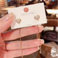 thumbnail image 1 of Pendientes largos con borlas para mujer, aretes de bola de Metal contraídos, joyería de temperamento para bodas, regalo, 2022, 1 of 4