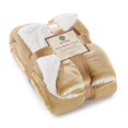 thumbnail image 1 of Manta Genteele Sherpa Super Soft 130 x 150 cm, color camel/blanco, 1 of 6