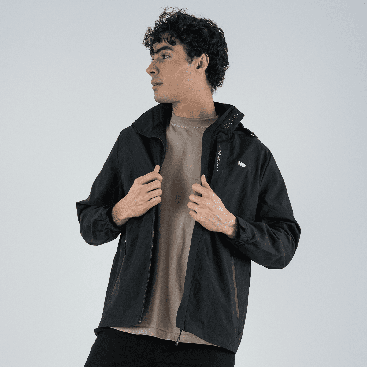 rompevientos negra hombre