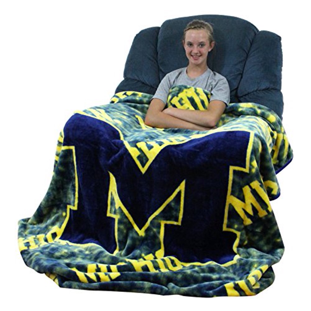 College Covers Fan Shop Throws Michigan Wolverines 63" x 86" Soft