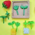 thumbnail image 5 of 8 piezas de tenedor de frutas, palillo de dientes, decoración de plástico, caja de almuerzo, accesorios para ensalada pequeña, tenedor pequeño, mini púas para tartas para niños, 5 of 5