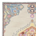 thumbnail image 5 of SAFAVIEH Micro-Loop Bosworth Floral Medallion Area Rug, Beige/Orange, 4' x 6', 5 of 7