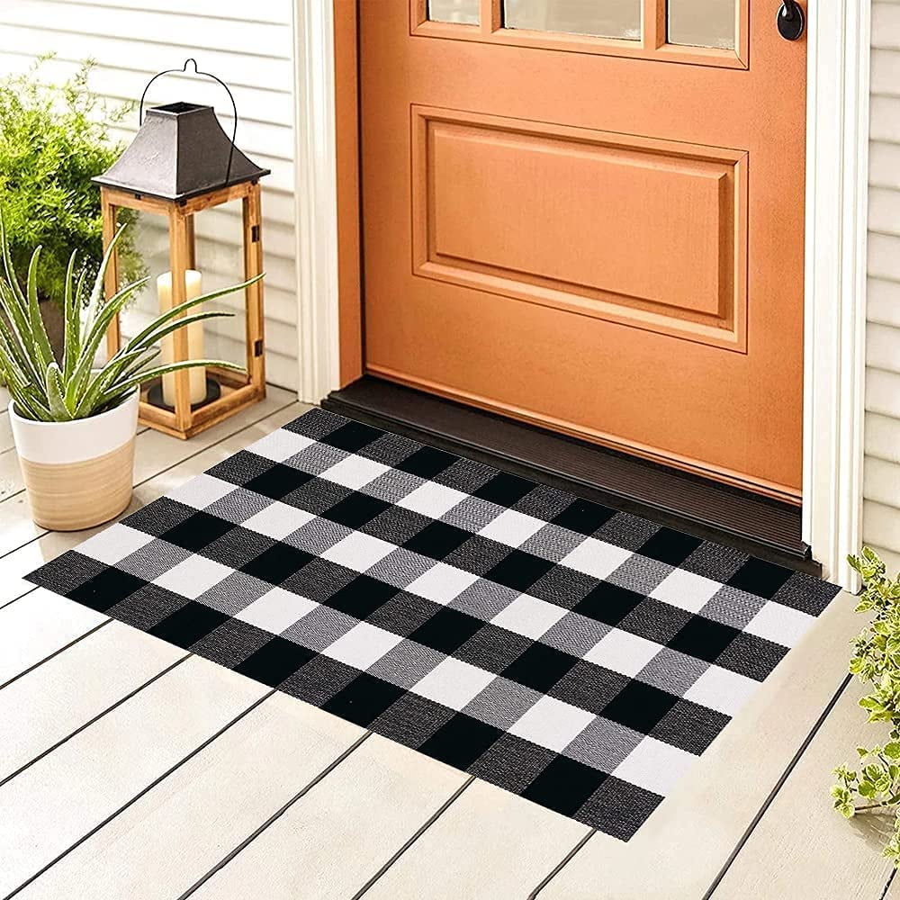 Buffalo Plaid Outdoor Rug, Black and White Outdoor Rug, Fall Front