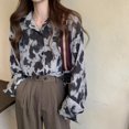 thumbnail image 2 of Blouse Décontractée à Manches Longues Imprimé Léopard Teinture sur Nœuds pour Femmes, Protection Solaire, 2 of 7
