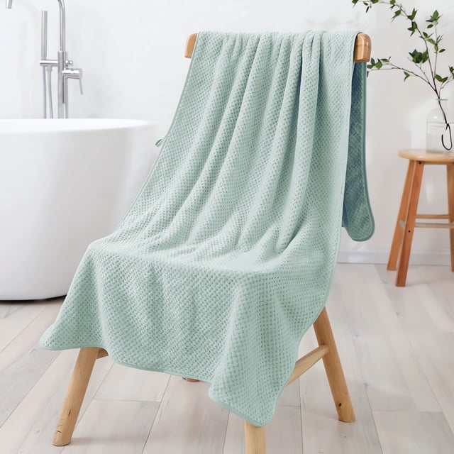 BAOPAI Large Pineapple Bath Towel 55x27 Inches Extra Thick Highly Absorbent Quick-Drying Soft Polyester Towel for Bath and Home Use