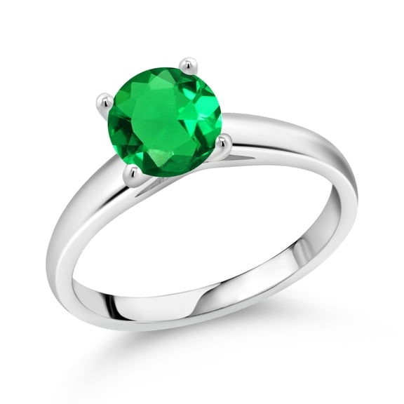 Gem Stone King 1.22 Ct 7mm Round Green Simulated Emerald 10K White Gold Ring (Size 7)
