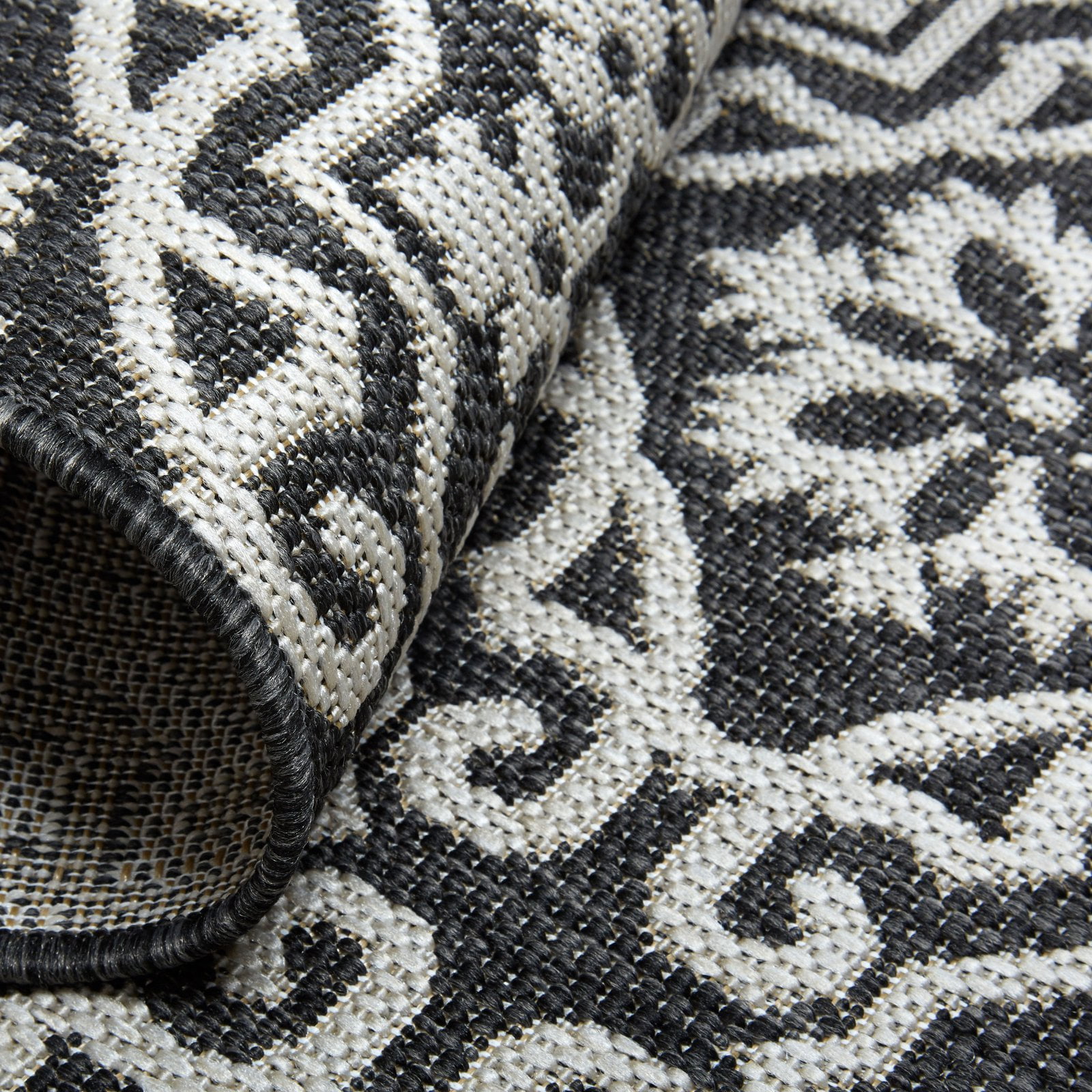 Nicole Miller New York Patio Country Danica Transitional Geometric Indoor/Outdoor Area Rug, Black/Grey, 5'2"x7'2"