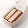 thumbnail image 2 of Qarigey Caja de joyería Cajas lisas de cuero Estuche clásico exquisito Maquillaje Organizador de cosméticos DIY para anillos Barras de labios Ropa, zapatos y accesorios Miscelánea Blanco Qarigey AP016746-01, 2 of 6