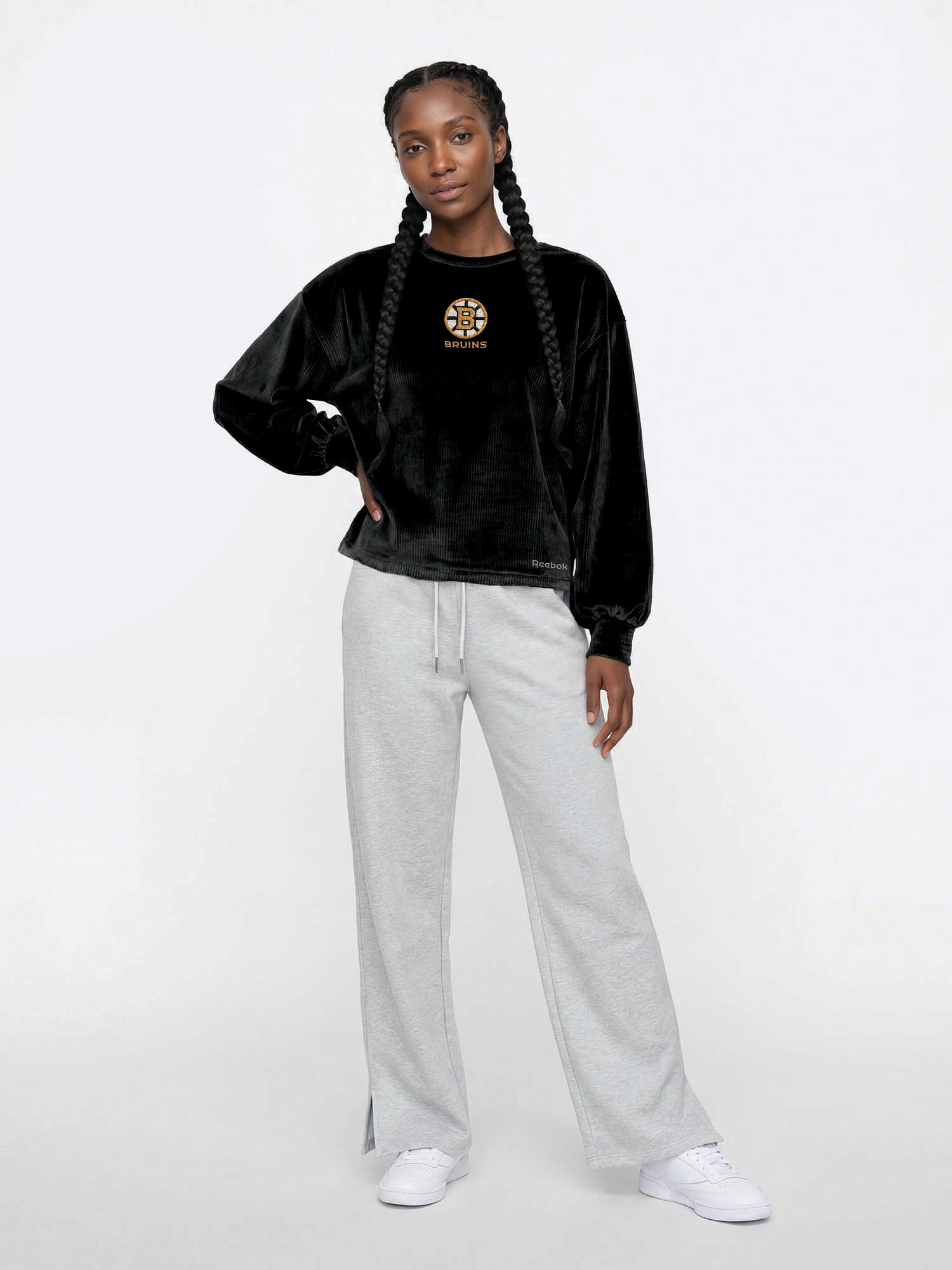 Boston Bruins Reebok Womens Crew Neck Pullover with Balloon Sleeves