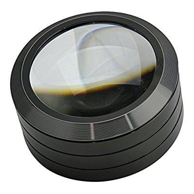 desktop illuminated magnifier