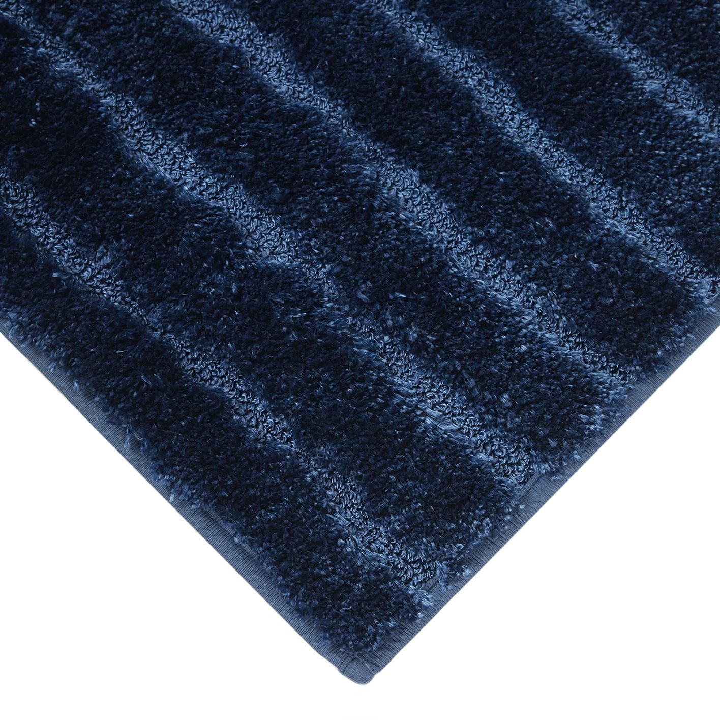 Ensemble de tapis pour salle de bain 2 pièces à rayures touffetées bleu foncé Mainstays