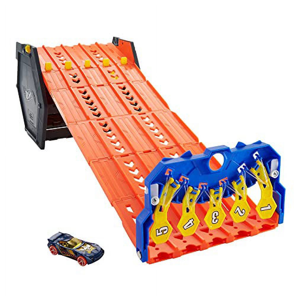 Hot Wheels Roll Out Raceway 5-Lane Track Set photo 7