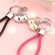 thumbnail image 3 of Keychan de parejas de besos destinados Piggy Keychains Amor de San Valentín magnético Presente para parejas (2 PC) esquí esquí Gafas de esquí, 3 of 5