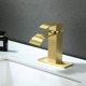 thumbnail image 4 of Grifo de baño con caño en cascada dorado, grifo para lavabo de baño con un solo orificio, grifo mezclador para lavabo con placa de cubierta, 4 of 5