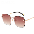 thumbnail image 5 of Gafas de sol de moda recortadas para mujer, gafas de sol con degradado de cara grande sin marco, gafas personalizadas, 5 of 5