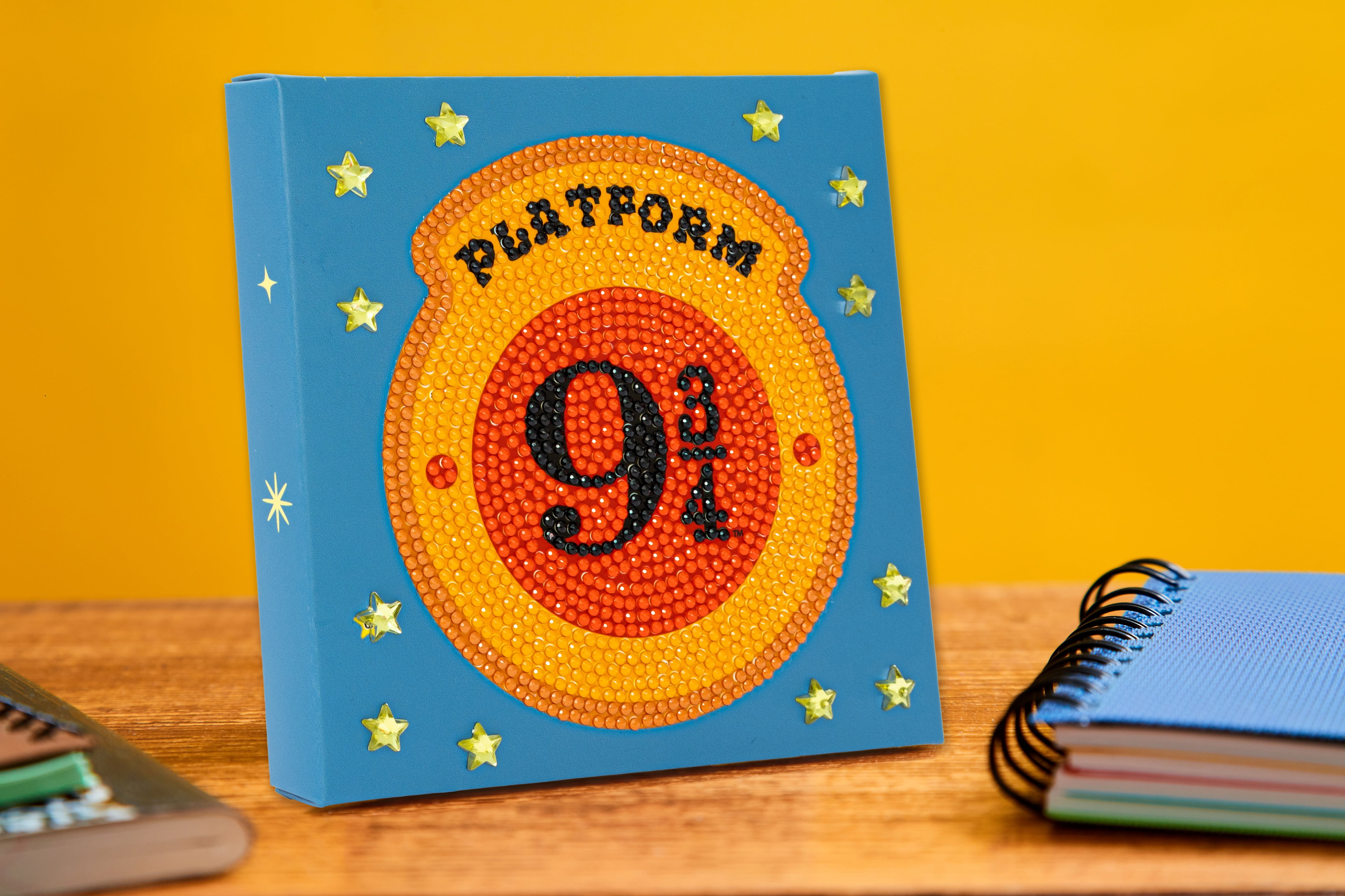 DIAMOND DOTZ® Harry Potter Platform 9 3/4 Special Edition DOTZ® Box Diamond Painting Kit