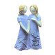 thumbnail image 3 of Estatua de dos niñas, adorno de mesa, estética, decoración navideña de resina de resina Figurina de escritorio de escritorio para sala de estar de, 3 of 8