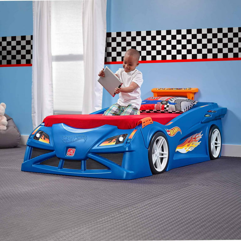 blue hot wheels car