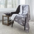 thumbnail image 1 of Safdie & Co. Couverture Jeté en Fausse Fourrure Ultra Doux Réversible Faune Gris, 1 of 3