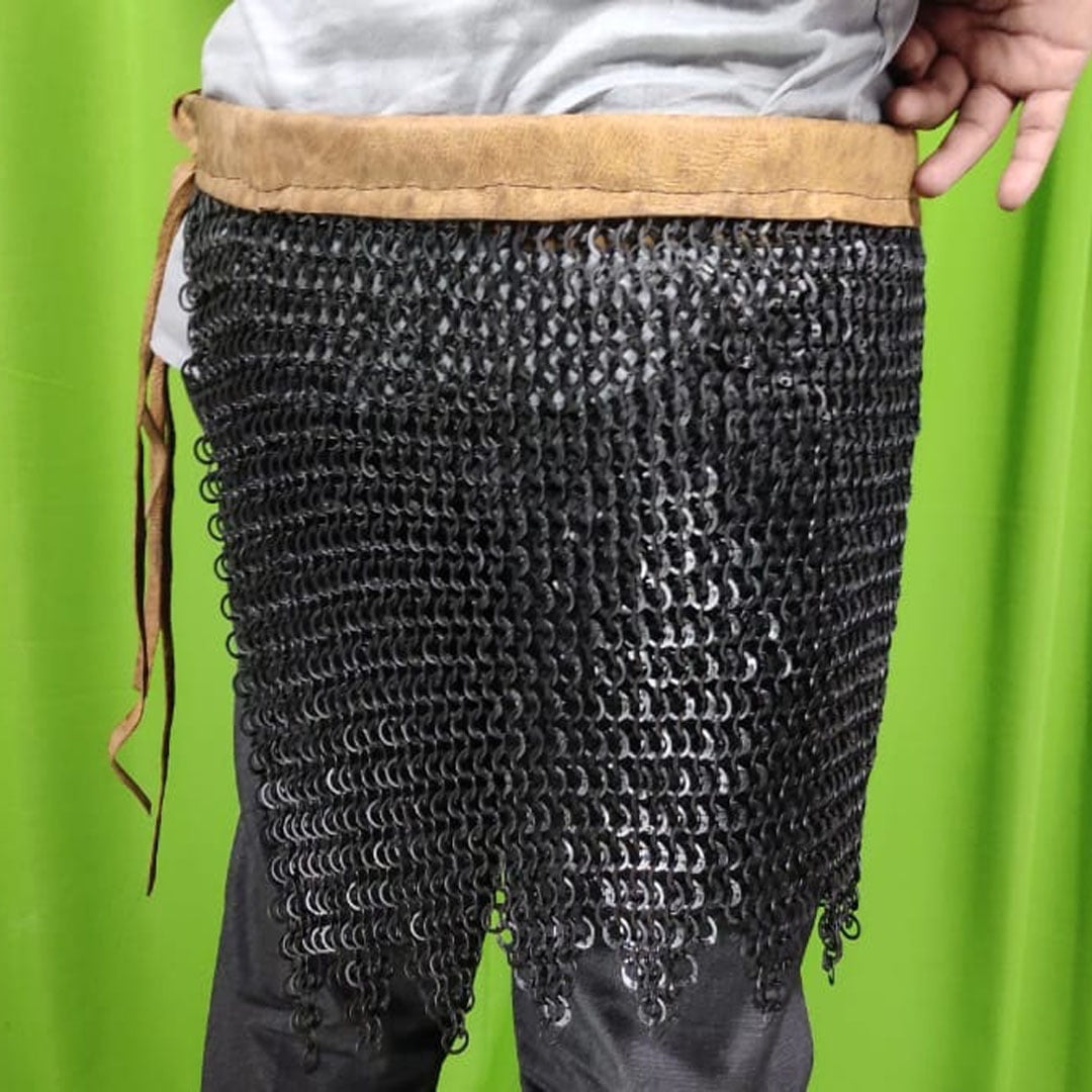  Chainmail Leggings 9mm Flat Riveted Flat Washer Chainmail  Chausses Medieval Battle Armor Chain Mail SCA LARP (Black Finish) :  Clothing, Shoes & Jewelry