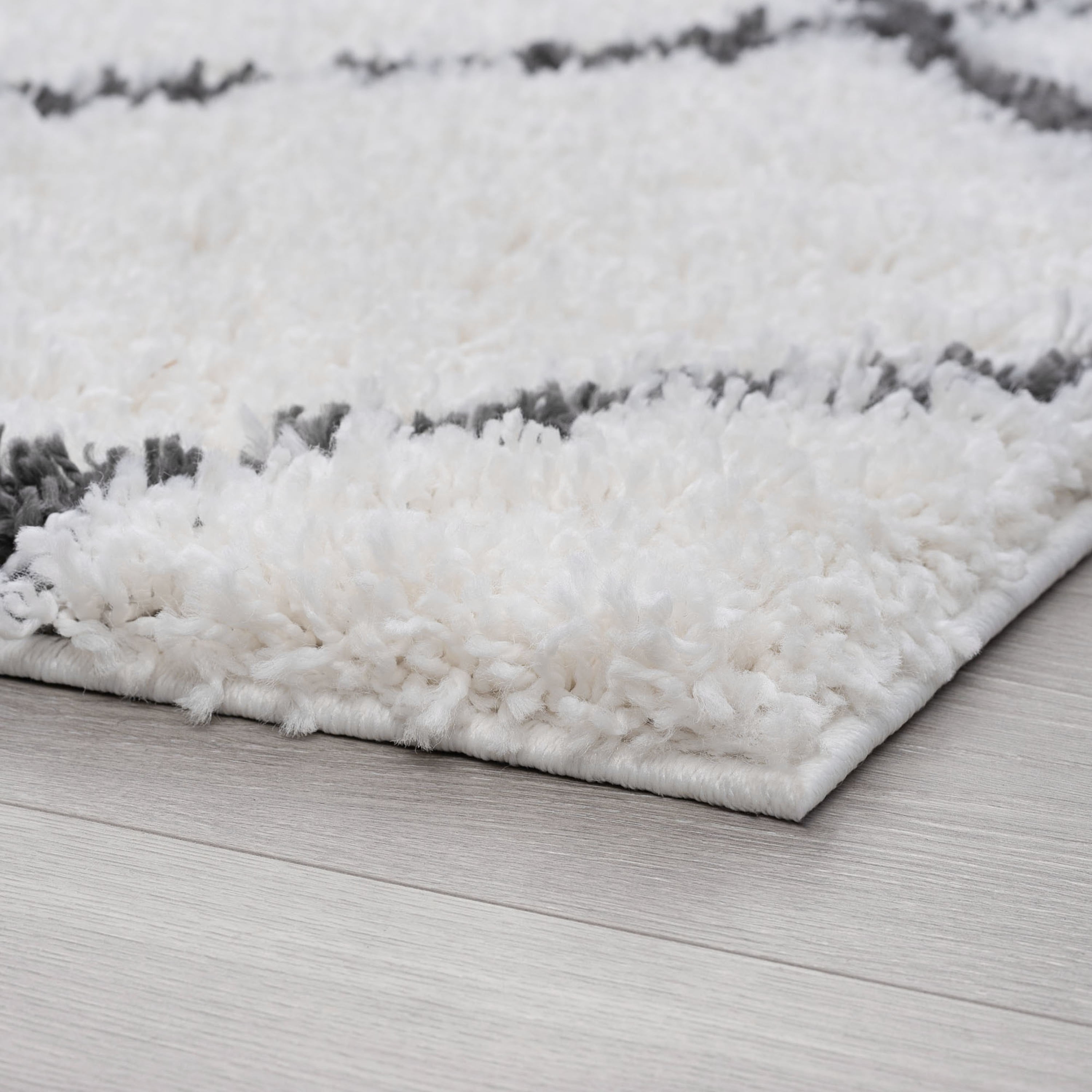 2x3 Modern White Small Area Rug, Throw Mat for Indoor Entry | Ideal for Kitchen or Bathroom Rugs 2' x 3'