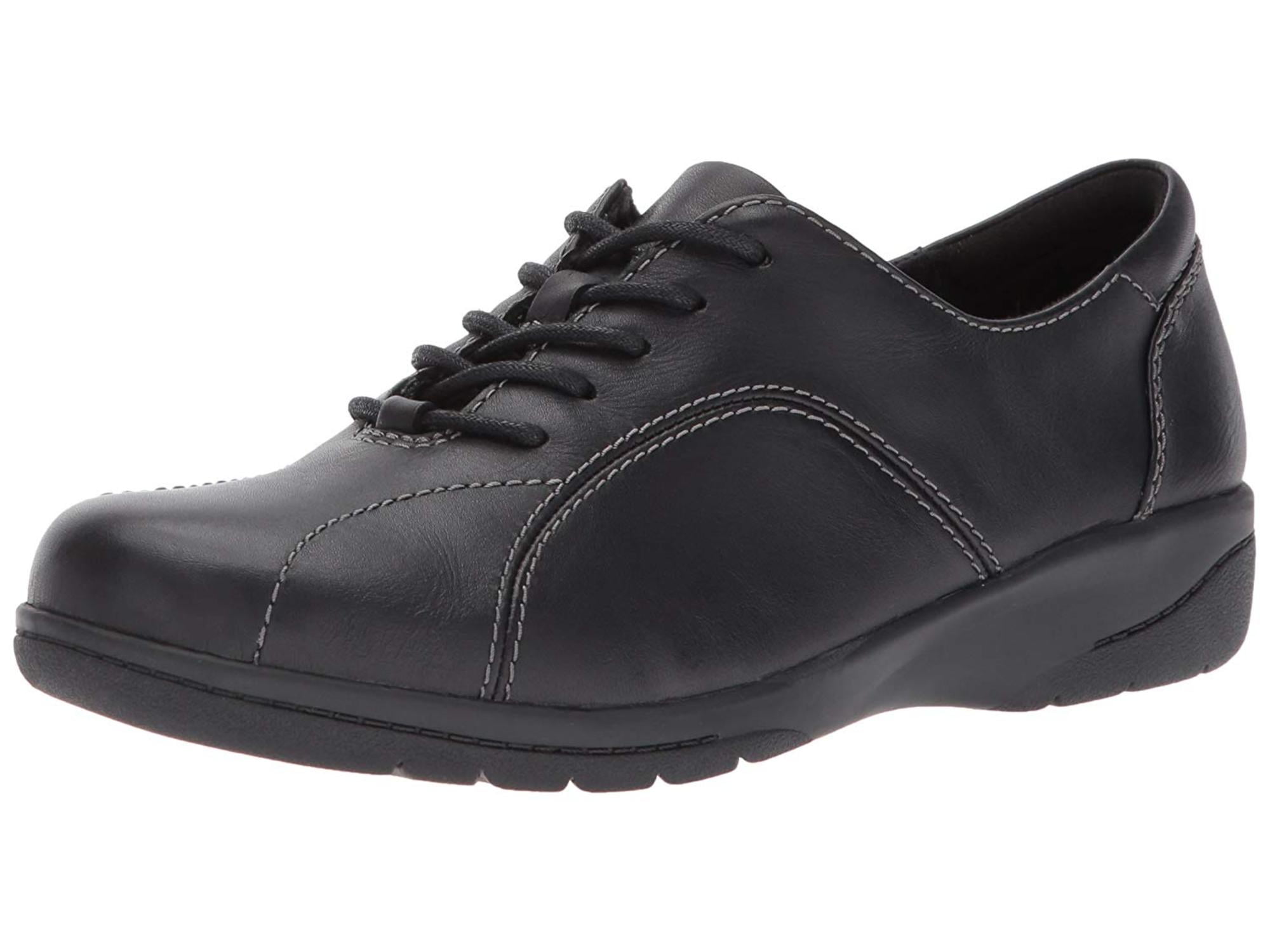 clarks cheyn ava oxford