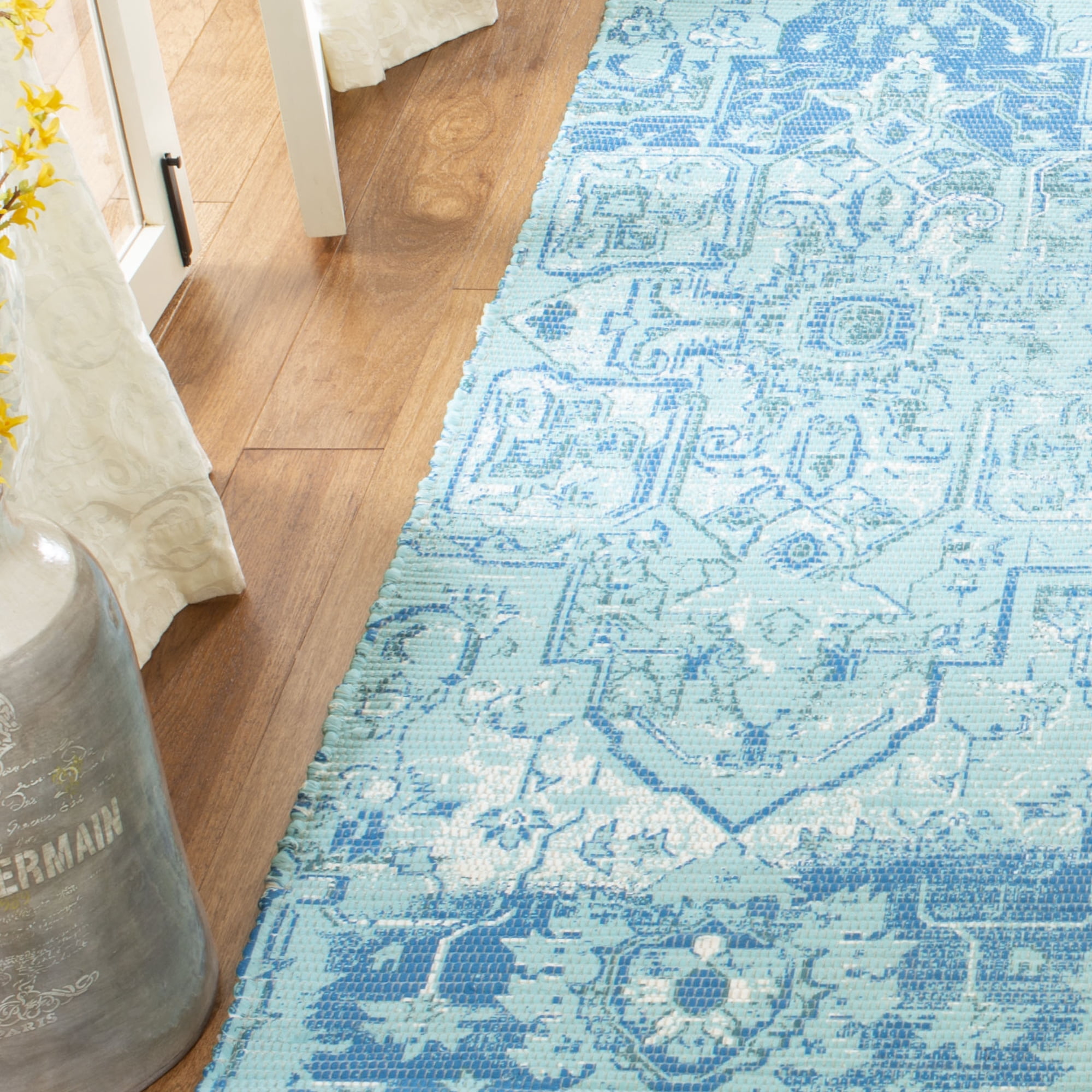 SAFAVIEH Saffron Erksine Geometric Runner Rug, Aqua/Blue, 2'3" x 8'