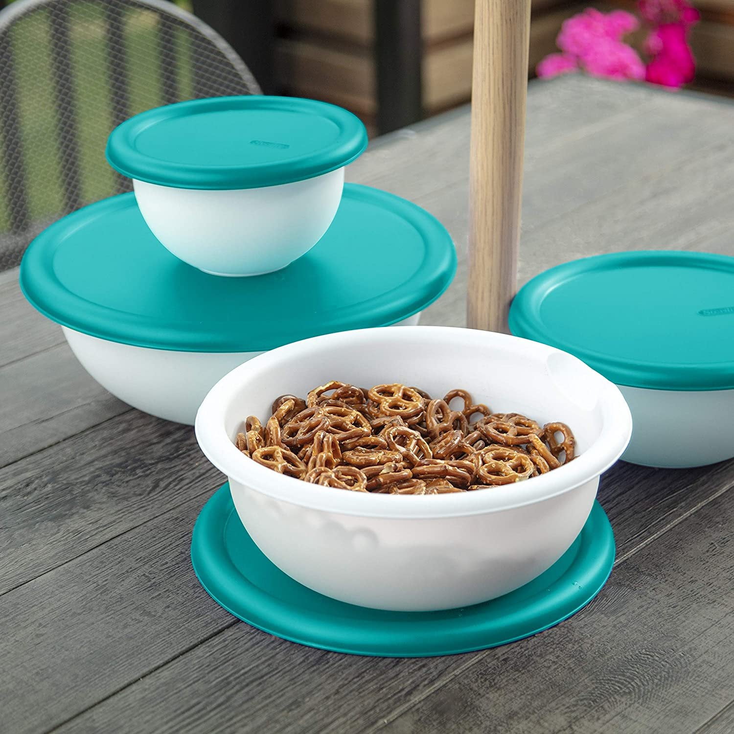 Sterilite 8-Piece Covered Bowl Set, Blue Sky Lids with White Bowls, 6-Pack