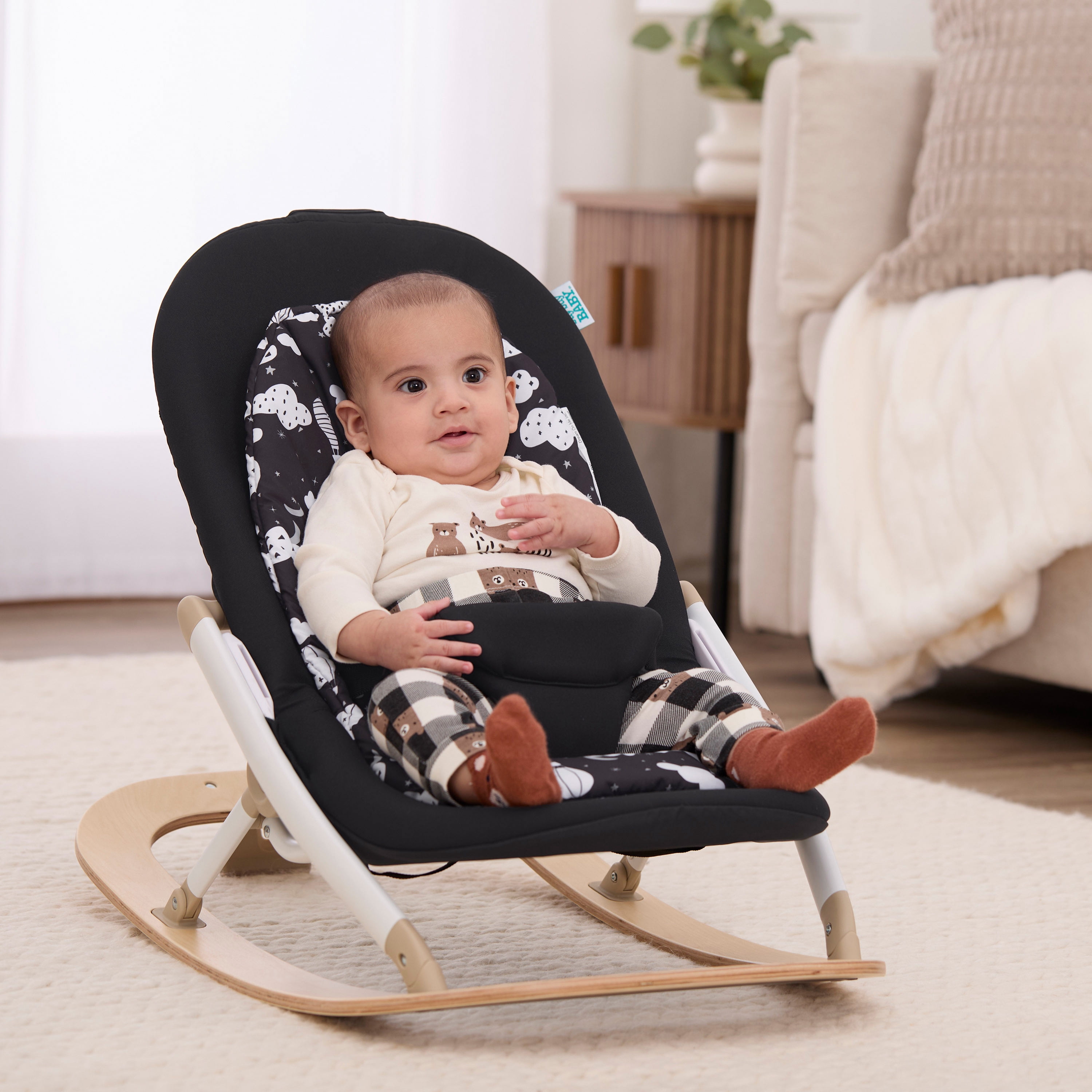 Dream On Me SleekSway Portable Rocker Chair, Black White, Adjustable Baby Bouncer