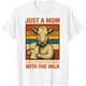 thumbnail image 1 of Camiseta divertida con diseño de meme de mamá retro con leche, 1 of 2